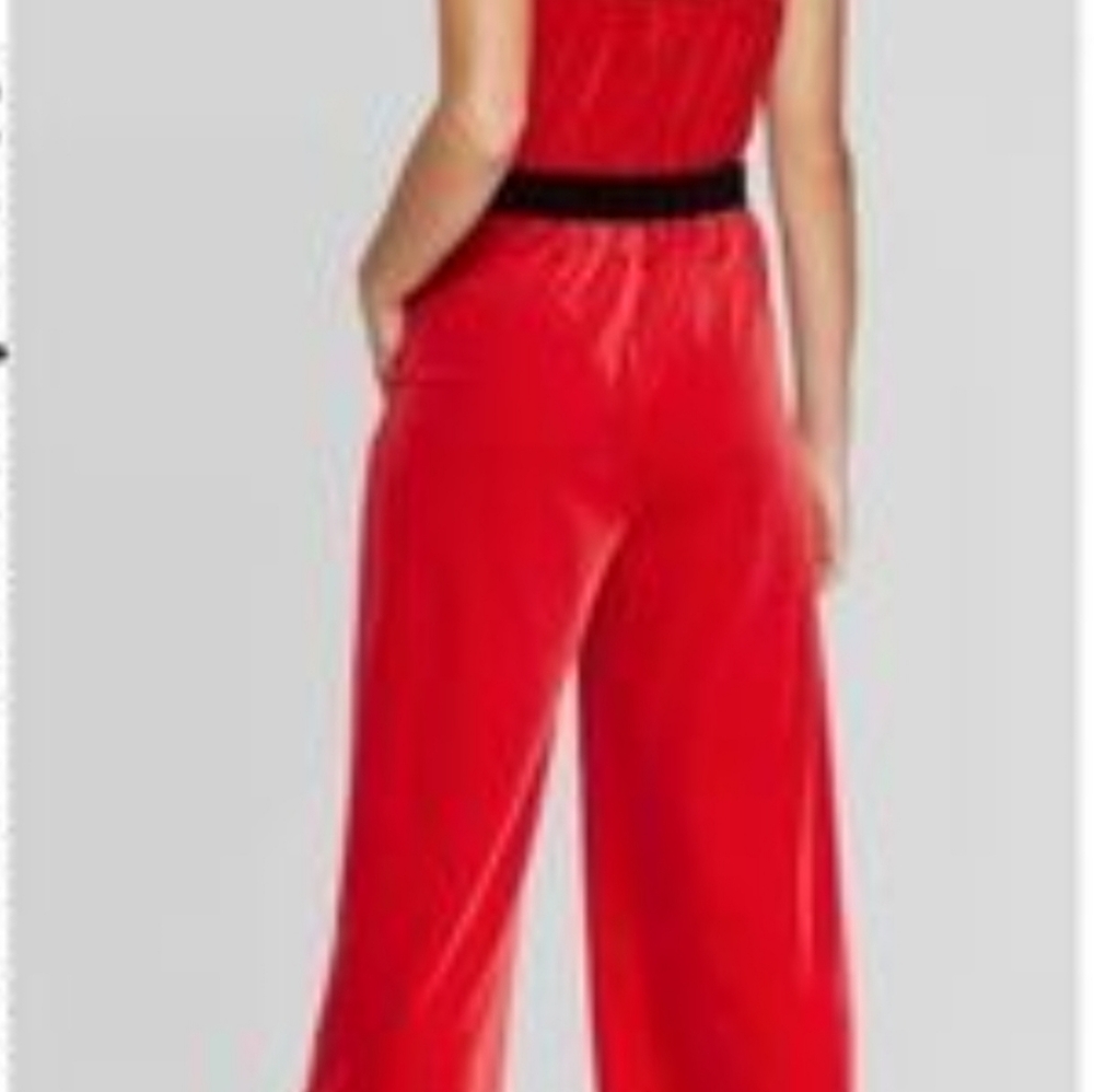 Ugly Holiday Llama Velour Sleeveless Jumpsuit xs